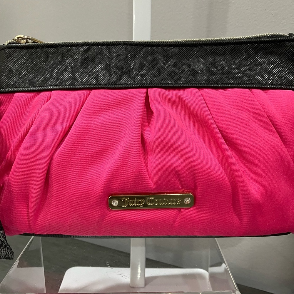 Juicy Couture Pink and Black Clutch/Makeup bag - Picture 2 of 5